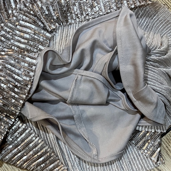 Junior mini sequin tiered halter dress box 7 - Picture 6 of 9